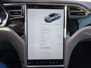 2013 Tesla Model S with VIN 5YJSA1CG3DFP28908, listed as a IAAI auction lot 41804041 with 140,756 mi miles and . Bid and sale history available at DreamBid. Image 18.