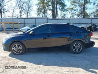 2023 Kia Forte LXS with VIN 3KPF24AD8PE653786, listed as a IAAI auction lot 41724948 with 27,598 mi miles and . Bid and sale history available at DreamBid. Image 15.