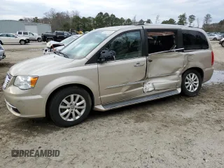 2015 Chrysler Town & Country Limited Platinum with VIN 2C4RC1GG5FR718245, listed as a Copart auction lot 43804265 with 106,123 mi miles and Salvage Title. Bid and sale history available at carsss.com. Image 1.