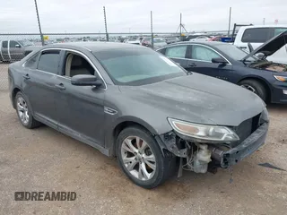 2012 Ford Taurus SEL z VIN 1FAHP2EW8CG136126, wystawiony jako IAAI lot #42215347 z przebiegiem 178 463 mil mil oraz . Historia ofert i sprzedaży dostępna na DreamBid. Obrazek 1.