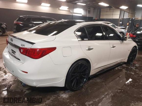 2014 Infiniti Q50 Sport with VIN JN1BV7AR4EM705418, listed as a IAAI auction lot 41698553 with 124,554 mi miles and . Bid and sale history available at carsss.com. Image 4.