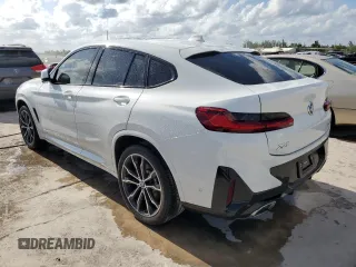 2022 BMW X4 xDrive30i with VIN 5UX33DT03N9J86660, listed as a Copart auction lot 49048433 with 13,694 mi miles. Bid and sale history available at carsss.com. Image 2.