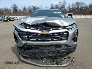 2025 Chevrolet Equinox FWD LT with VIN 3GNAXHEG5SL189293, listed as a Copart auction lot 51350735 with 1,763 mi miles and Salvage Title. Bid and sale history available at DreamBid. Image 5.