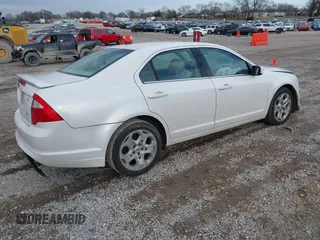 2011 Ford Fusion SE with VIN 3FAHP0HAXBR259910, listed as a IAAI auction lot 41587657 with 161,433 mi miles. Bid and sale history available at carsss.com. Image 4.