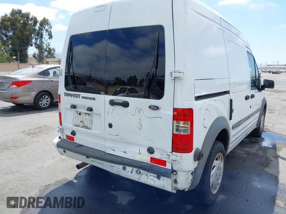 2011 Ford Transit Connect XLT z VIN NM0LS7DN8BT055171, wystawiony jako IAAI lot #42443283 z przebiegiem 184 310 mil mil oraz . Historia ofert i sprzedaży dostępna na DreamBid. Obrazek 6.