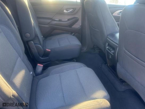 2022 Chevrolet Traverse LT Cloth with VIN 1GNEVGKW5NJ165343, listed as a Copart auction lot 43668795 with 14,630 mi miles and Clean Title. Bid and sale history available at carsss.com. Image 6.