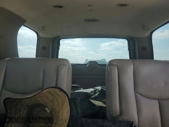 2005 GMC Yukon SLT z VIN 1GKEC13T05J143724, wystawiony jako Copart lot #44611845 z przebiegiem 197 183 mil mil oraz Szkoda całkowita • Salvage title. Historia ofert i sprzedaży dostępna na DreamBid. Obrazek 10.