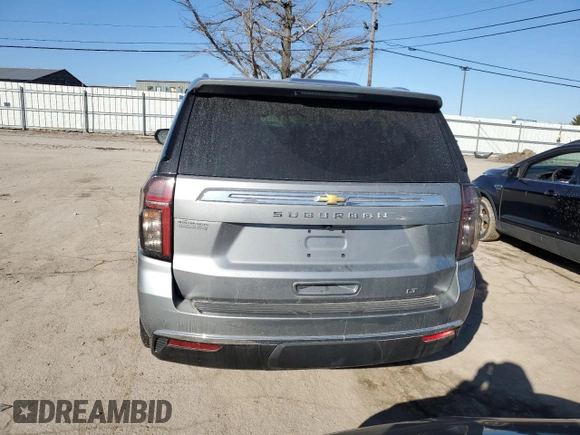 2024 Chevrolet Suburban LT z VIN 1GNSKCKD9RR185377, wystawiony jako Copart lot #42807955 z przebiegiem 14 651 mil mil oraz Szkoda całkowita • Salvage title. Historia ofert i sprzedaży dostępna na DreamBid. Obrazek 6.