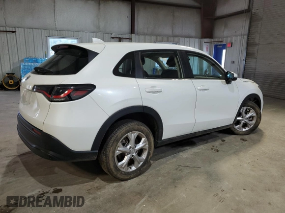 2023 Honda HR-V LX with VIN 3CZRZ2H34PM748484, listed as a Copart auction lot 56770995 with 7,505 mi miles and Salvage title. Bid and sale history available at DreamBid. Image 3.
