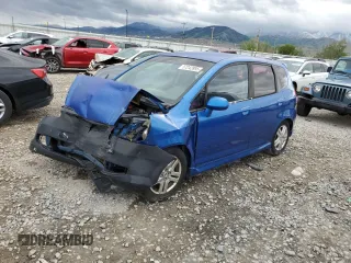 2007 Honda Fit Sport z VIN JHMGD38637S021256, wystawiony jako Copart lot #57242895 z przebiegiem Nie podano mil oraz Szkoda całkowita • Salvage title. Historia ofert i sprzedaży dostępna na DreamBid. Obrazek 1.