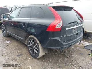 2017 Volvo XC60 Dynamic with VIN YV449MRR2H2028279, listed as a IAAI auction lot 41631683 with 100,934 mi miles. Bid and sale history available at carsss.com. Image 3.