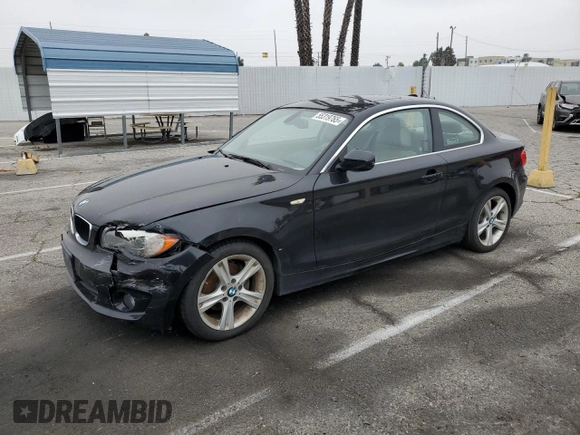 2013 BMW 1 Series 128i with VIN WBAUP7C56DVP24696, listed as a Copart auction lot 55319765 with 145,505 mi miles and Clean Title. Bid and sale history available at carsss.com. Image 1.