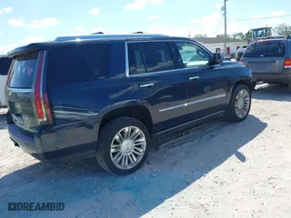 2017 Cadillac Escalade Platinum with VIN 1GYS4DKJ2HR232434, listed as a IAAI auction lot 41870447 with 89,003 mi miles. Bid and sale history available at carsss.com. Image 4.