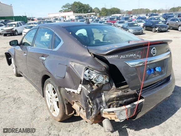 2013 Nissan Altima 3.5 SL with VIN 1N4BL3AP2DN547816, listed as a IAAI auction lot 41757780 with 143,238 mi miles. Bid and sale history available at carsss.com. Image 3.