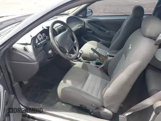 2001 Ford Mustang GT Deluxe with VIN 1FAFP42X01F256120, listed as a IAAI auction lot 42446560 with Not provided miles and . Bid and sale history available at DreamBid. Image 5.