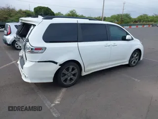 2019 Toyota Sienna SE with VIN 5TDXZ3DC0KS990321, listed as a IAAI auction lot 42281891 with 63,029 mi miles and . Bid and sale history available at DreamBid. Image 4.