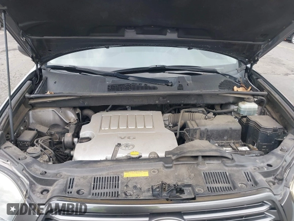 2008 Toyota Highlander Sport with VIN JTEES43A582068687, listed as a IAAI auction lot 42358242 with 137,099 mi miles and . Bid and sale history available at DreamBid. Image 10.