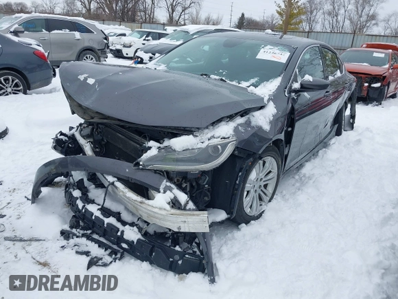 2015 Chrysler 200 Limited with VIN 1C3CCCAG5FN605570, listed as a IAAI auction lot 41246742 with 142,574 mi miles. Bid and sale history available at carsss.com. Image 18.