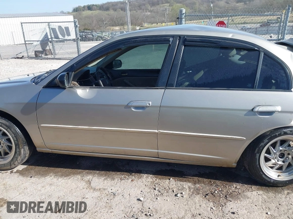 2004 Honda Civic LX with VIN 2HGES15534H590143, listed as a IAAI auction lot 41822593 with 270,820 mi miles. Bid and sale history available at carsss.com. Image 14.