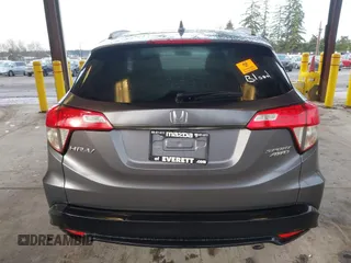 2022 Honda HR-V Sport with VIN 3CZRU6H11NM726377, listed as a IAAI auction lot 41209314 with 38,803 mi miles. Bid and sale history available at carsss.com. Image 16.