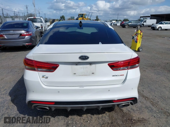 2016 Kia Optima SX Turbo with VIN 5XXGW4L25GG016639, listed as a IAAI auction lot 41937575 with 81,336 mi miles and . Bid and sale history available at carsss.com. Image 17.