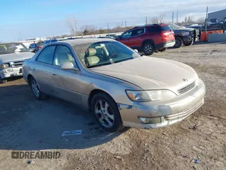 2001 Lexus ES 300 with VIN JT8BF28G610307385, listed as a IAAI auction lot 41383052 with 191,419 mi miles. Bid and sale history available at carsss.com. Image 1.