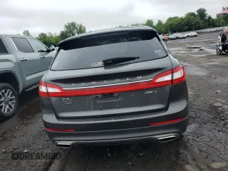 2018 Lincoln MKX Select z VIN 2LMPJ8KR3JBL21472, wystawiony jako Copart lot #60637105 z przebiegiem 70 107 mil mil oraz Szkoda całkowita • Salvage title. Historia ofert i sprzedaży dostępna na DreamBid. Obrazek 6.