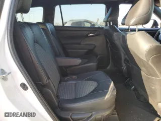 2022 Toyota Highlander XSE with VIN 5TDLZRAHXNS094971, listed as a Copart auction lot 42645505 with 116,021 mi miles and Salvage Title. Bid and sale history available at carsss.com. Image 11.