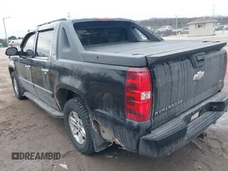 2007 Chevrolet Avalanche 3LT with VIN 3GNFK12337G268006, listed as a IAAI auction lot 41694824 with 225,952 mi miles and . Bid and sale history available at DreamBid. Image 3.