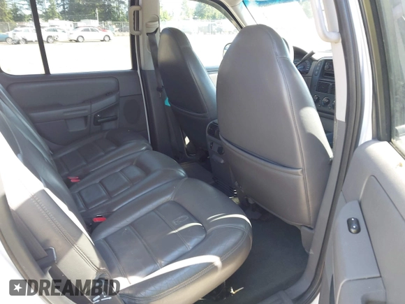 2002 Ford Explorer XLT с VIN 1FMZU73E82ZA16789, выставлен на аукционе IAAI как лот 42361140 с пробегом 186 787 миль миль и . История ставок и продаж доступна на DreamBid. Изображение 8.