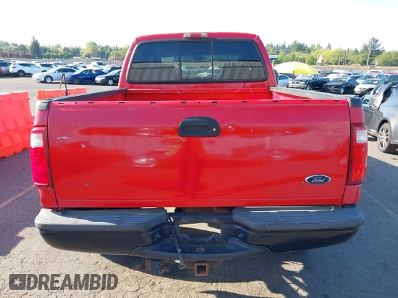 2003 Ford F-350 XL z VIN 1FTSW31P13EC48690, wystawiony jako IAAI lot #42100194 z przebiegiem Nie podano mil oraz . Historia ofert i sprzedaży dostępna na DreamBid. Obrazek 16.