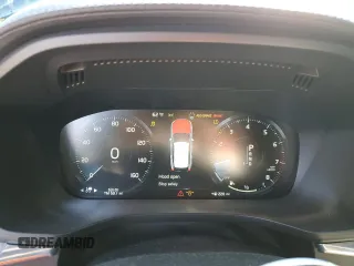 2018 Volvo XC60 Inscription z VIN YV4A22RL2J1036806, wystawiony jako Copart lot #42923675 z przebiegiem 53 101 mil mil oraz Szkoda całkowita • Salvage title. Historia ofert i sprzedaży dostępna na DreamBid. Obrazek 9.