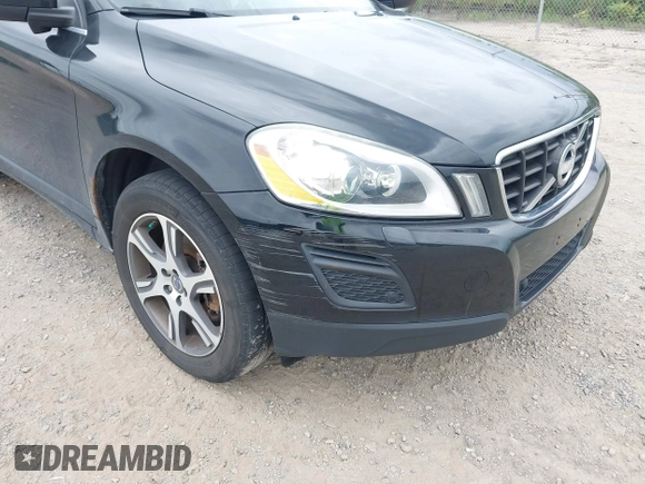 2013 Volvo XC60 T6 with VIN YV4902DZ2D2405330, listed as a IAAI auction lot 42761237 with 125,682 mi miles and . Bid and sale history available at DreamBid. Image 6.