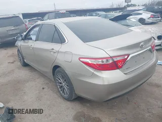 2017 Toyota Camry XLE z VIN 4T1BF1FK9HU622263, wystawiony jako IAAI lot #41542248 z przebiegiem Nie podano mil oraz . Historia ofert i sprzedaży dostępna na DreamBid. Obrazek 3.