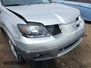 2003 Mitsubishi Outlander XLS with VIN JA4LX41G93U022114, listed as a IAAI auction lot 41776928 with 334,774 mi miles. Bid and sale history available at carsss.com. Image 6.