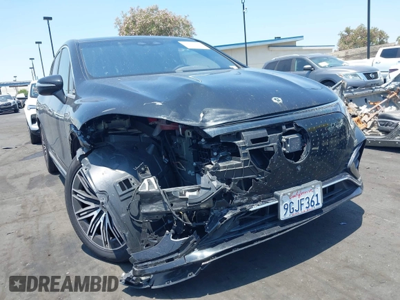 2023 Mercedes-Benz EQS 580 z VIN 4JGDM4EB5PA018484, wystawiony jako IAAI lot #42451530 z przebiegiem 24 293 mil mil oraz . Historia ofert i sprzedaży dostępna na DreamBid. Obrazek 6.