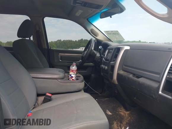 2018 Ram 2500 Big Horn with VIN 3C6UR5DL4JG277571, listed as a IAAI auction lot 42481509 with 154,742 mi miles and . Bid and sale history available at DreamBid. Image 5.