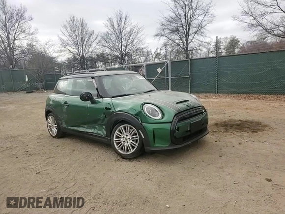2023 MINI Hardtop Cooper SE z VIN WMW13DJ07P2T83092, wystawiony jako Copart lot #49223965 z przebiegiem 9 596 mil mil oraz Szkoda całkowita • Salvage title. Historia ofert i sprzedaży dostępna na DreamBid. Obrazek 10.