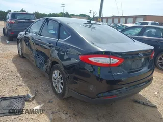 2016 Ford Fusion S z VIN 3FA6P0G73GR121162, wystawiony jako IAAI lot #42298022 z przebiegiem 160 978 mil mil oraz . Historia ofert i sprzedaży dostępna na DreamBid. Obrazek 3.