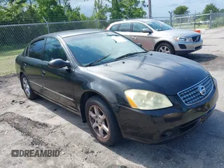 2005 Nissan Altima S with VIN 1N4AL11D25C325523, listed as a IAAI auction lot 42728776 with 176,774 mi miles and . Bid and sale history available at DreamBid. Image 1.