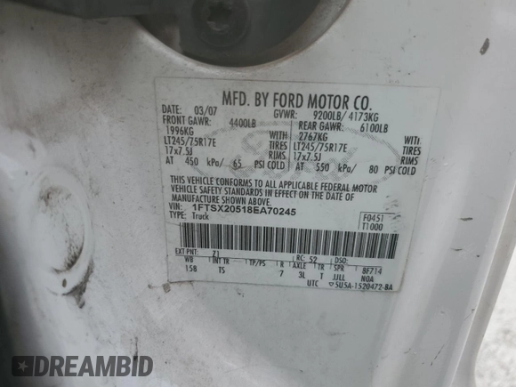 2008 Ford F-250 XL z VIN 1FTSX20518EA70245, wystawiony jako Copart lot #74318494 z przebiegiem Nie podano mil oraz Nie do naprawy • Non repairable. Historia ofert i sprzedaży dostępna na DreamBid. Obrazek 12.
