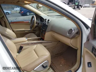 2008 Mercedes-Benz M-Class 3.5L with VIN 4JGBB86E68A398854, listed as a IAAI auction lot 41688413 with 216,628 mi miles. Bid and sale history available at carsss.com. Image 5.