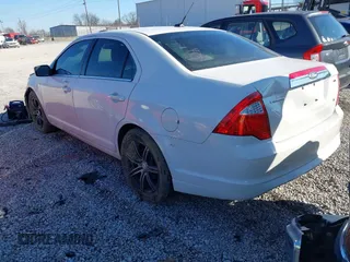 2011 Ford Fusion SEL z VIN 3FAHP0JA6BR150032, wystawiony jako IAAI lot #41651085 z przebiegiem 233 131 mil mil oraz . Historia ofert i sprzedaży dostępna na DreamBid. Obrazek 3.