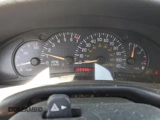2002 Pontiac Sunfire SE z VIN 1G2JB124327288986, wystawiony jako Copart lot #64072634 z przebiegiem 122 306 mil mil oraz Szkody całkowita. Historia ofert i sprzedaży dostępna na DreamBid. Obrazek 9.