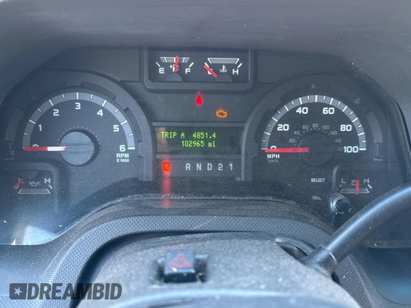 2014 Ford Econoline Passenger XL with VIN 1FBNE3BL1EDA64827, listed as a Copart auction lot 48927855 with 102,965 mi miles and Clean title. Bid and sale history available at DreamBid. Image 8.