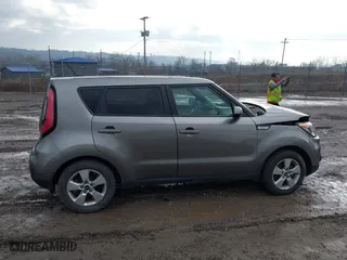 2017 Kia Soul with VIN KNDJN2A29H7474646, listed as a IAAI auction lot 41055454 with 39,783 mi miles. Bid and sale history available at carsss.com. Image 14.