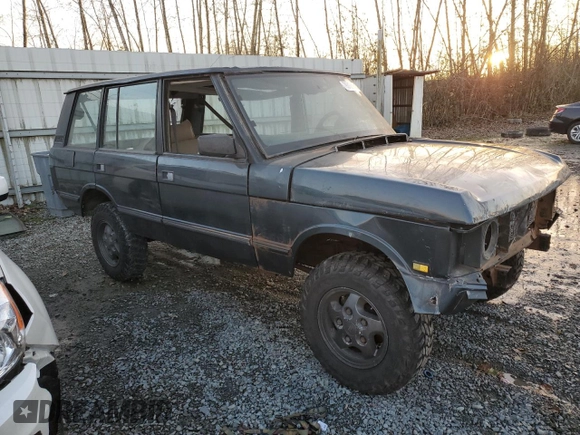 1995 Land Rover Range Rover County with VIN SALHC1344SA649756, listed as a Copart auction lot 79517624 with 217,146 mi miles and Clean title. Bid and sale history available at DreamBid. Image 4.