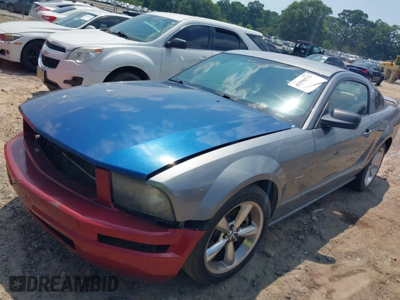 2006 Ford Mustang GT Deluxe with VIN 1ZVFT82H065153666, listed as a IAAI auction lot 42596713 with 264,571 mi miles and . Bid and sale history available at DreamBid. Image 2.