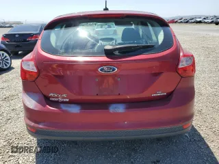 2013 Ford Focus SE with VIN 1FADP3K24DL162379, listed as a Copart auction lot 54990745 with 112,202 mi miles and Clean Title. Bid and sale history available at DreamBid. Image 6.