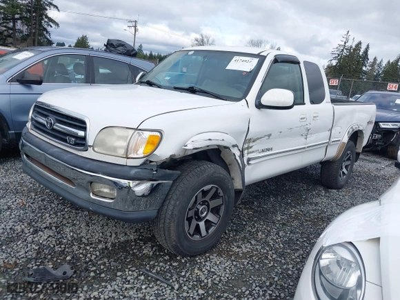 2001 Toyota Tundra Ltd with VIN 5TBBT48181S180372, listed as a IAAI auction lot 41749245 with 233,375 mi miles. Bid and sale history available at carsss.com. Image 17.